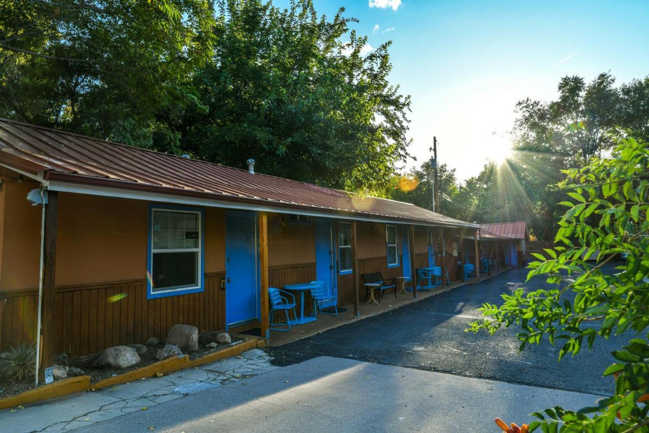 Lodge 7 - Downtown Location. Studio With Shared Hot Tub. Minutes To Arches N.P. Моуаб Екстериор снимка